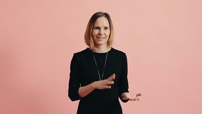 Anni Lintula: Kuvakerronnasta ääneen ja selailusta swaippailuun – kerrontatavat muuttuvat, mutta aiheet pysyvät samana