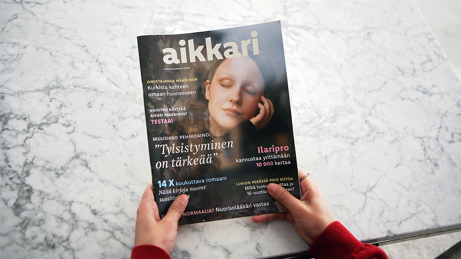 Aikakausmedia julkaisi oman printtilehden nuorille – tällainen on uunituore Aikkari!