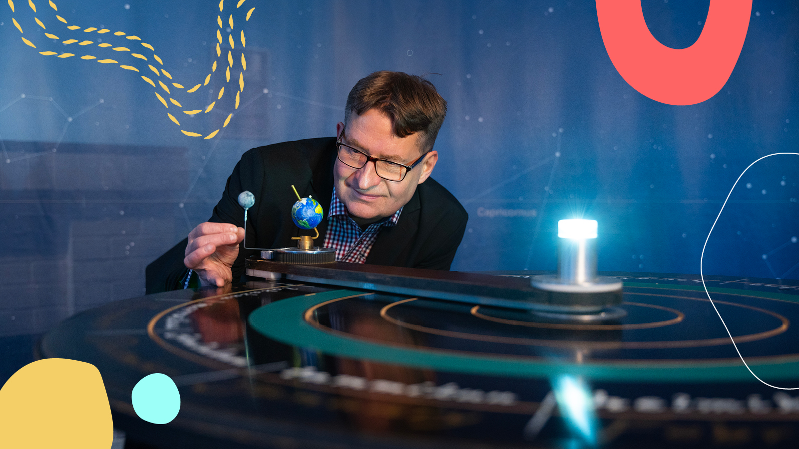 Tähdet ja avaruus -lehden päätoimittaja Marko Pekkola: "Avaruuslennoista ja tähtitieteen arvoituksista on tullut osa mainstreamia"