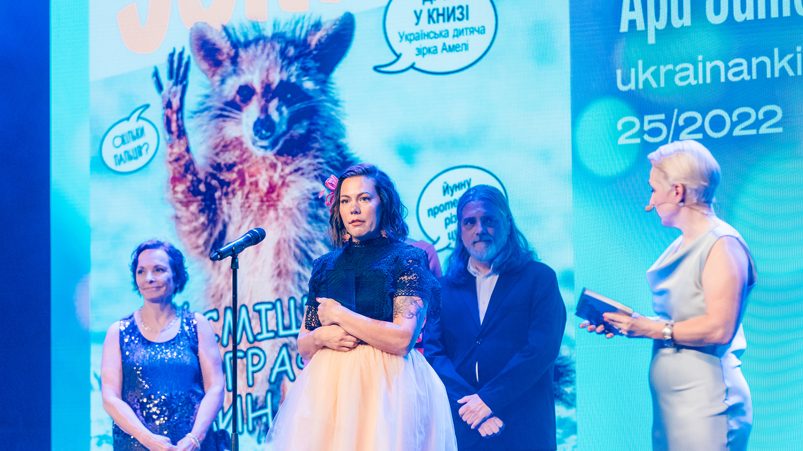 Avulla vuoden paras irtonumero, Apu Juniori pokkasi Erikois-Edit palkinnon – palkintorahat Ukrainan lapsille ja journalisteille
