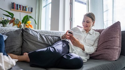 Nuorten kulutuskäyttäytyminen: Tiktokista aikakausmedioiden tilaajiksi ja sitoutuneeksi yleisöksi 2026