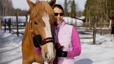 Hevoshullu-lehden Terhi Kemppinen: ”Polle-sarjakuva on lukijoiden ikisuosikki”